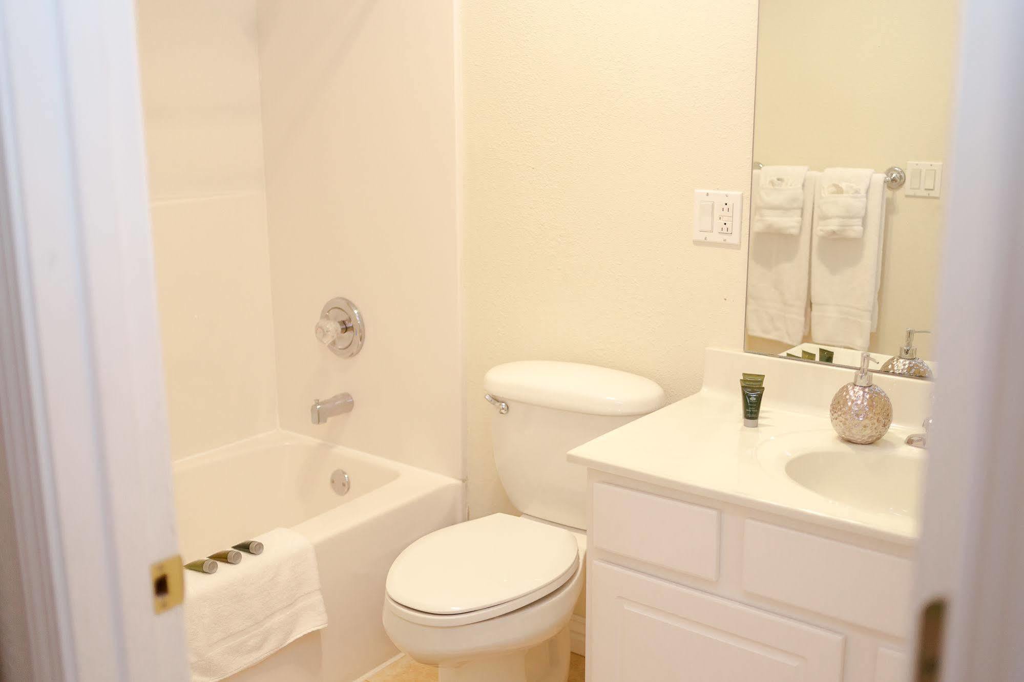 WaynesvilleLafayette Grand Manorアパートメント エクステリア 写真